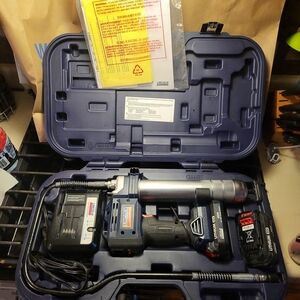 Heavy Duty Cordless Grease Gun Kit